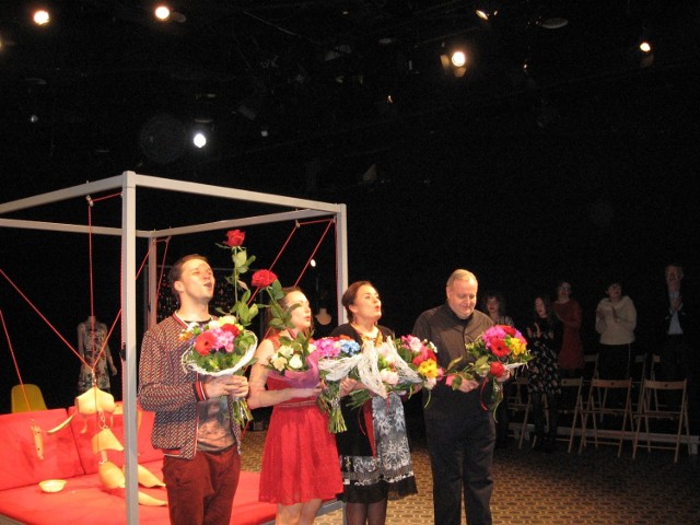 Premiera spektaklu "Bea" Micka Gordona w Teatrze Powszechnym w Radomiu.