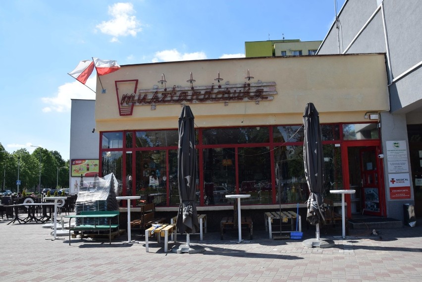 Restauracje i kawiarnie w Zawierciu czekają już na klientów
