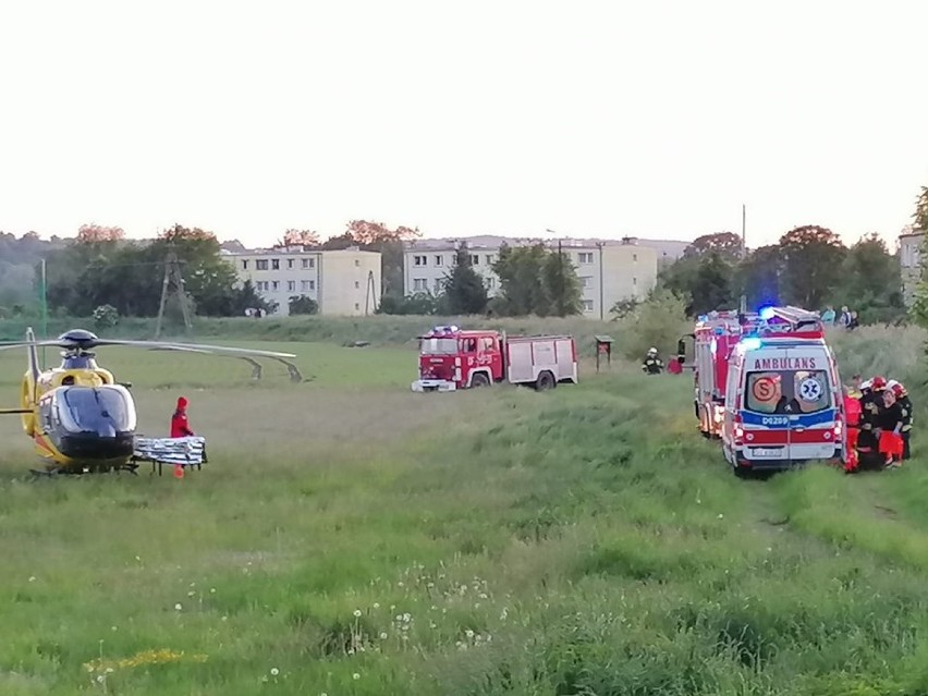 Groźny wypadek pod Lwówkiem Śląskim! Trzy osoby ranne! Potrzebny był helikopter [ZDJĘCIA/WIDEO]
