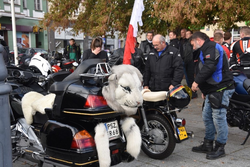 Wielka parada motocyklistów na zakończenie sezonu 2022 w Wągrowcu 