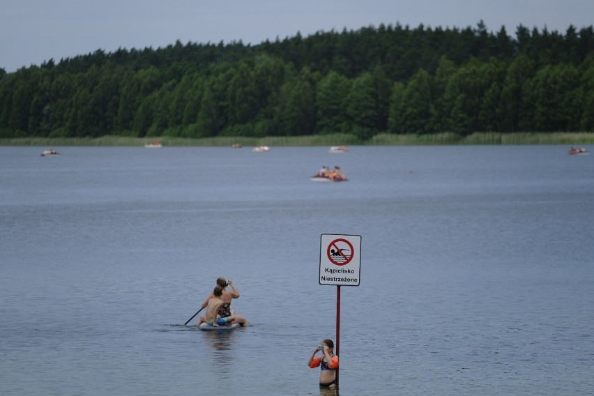 Słońce za oknem i odpowiednio wysoka temperatura sprawiły,...