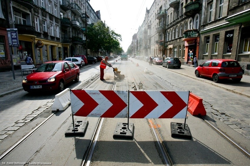 Rozpoczął się remont torowiska na Nowowiejskiej