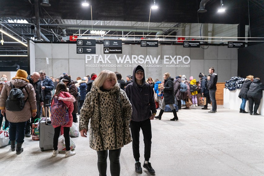 PTAK Warsaw Expo. Największy punkt dla uchodźców. Ponad 20 tysięcy miejsc i ogromne centrum relokacji
