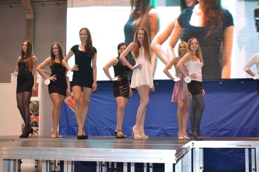 Miss Moto na Auto Moto Show. Rywalizuje 8 kandydatek [ZDJĘCIA]