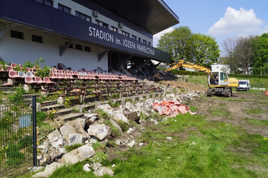 W Czeladzi rozpoczął się finałowy etap przebudowy stadionu...