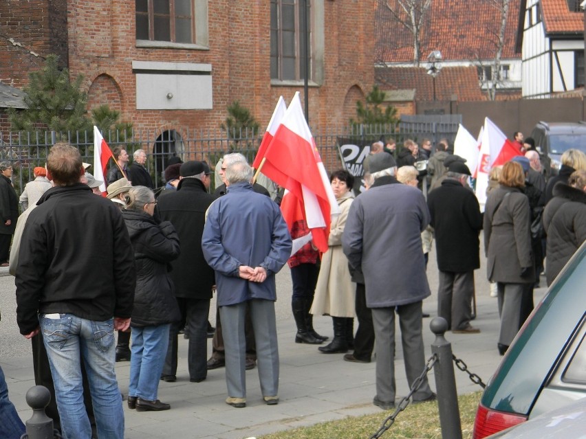 Marsz w obronie TV Trwam na ulicach Gdańska (ZDJĘCIA,FILM)