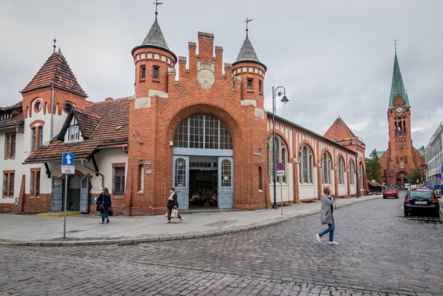 Okolica ulicy Podwale w centrum Bydgoszczy mocno się zmieni. Trwają remonty kolejnych budynków w tym rejonie.

---> więcej na kolejnych slajdach


Info z Polski - przegląd najciekawszych informacji z kraju 8.02.2018

