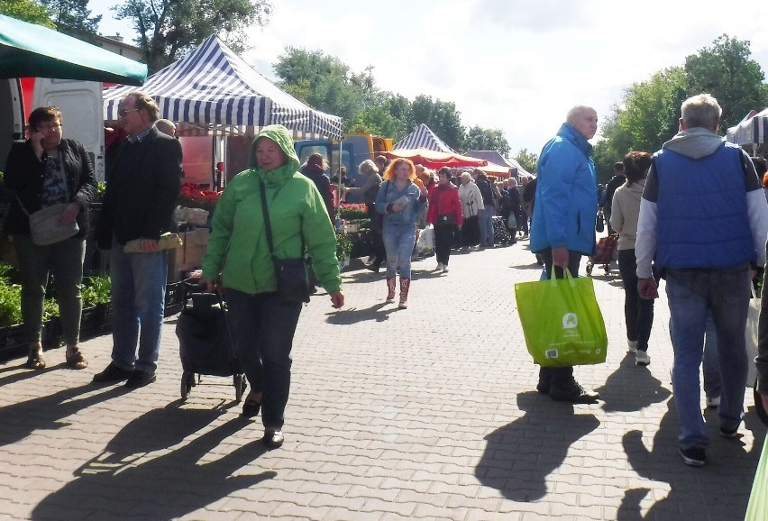 W sobotę, 28 maja na targowisku Korej w Radomiu panował duży...