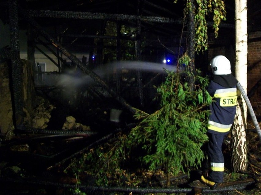Lądek: Spłonął budynek gospodarczy