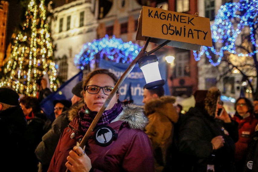 Grudzień 2016  na zdjęciu: protest w Gdańsku pod hasłem...