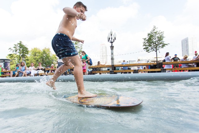 63. urodziny Pałacu Kultury. Rodzinna impreza pełna atrakcji. W planach tort, tor "skimboardowy” i pokazy pająków!