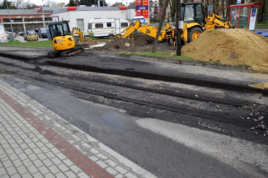 Rozpoczął się remont ul. Kraszewskiego w Jarosławiu. Fragment jednej z głównych ulic oraz część ulicy Pełkińskiej zostały zamknięte [FOTO]