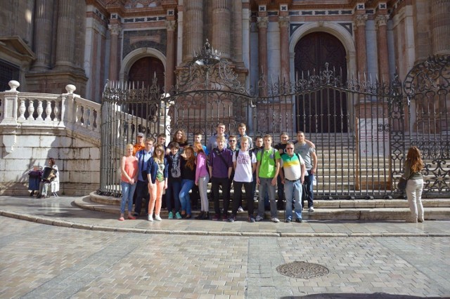 Uczniowie z Poręby w Hiszpanii.