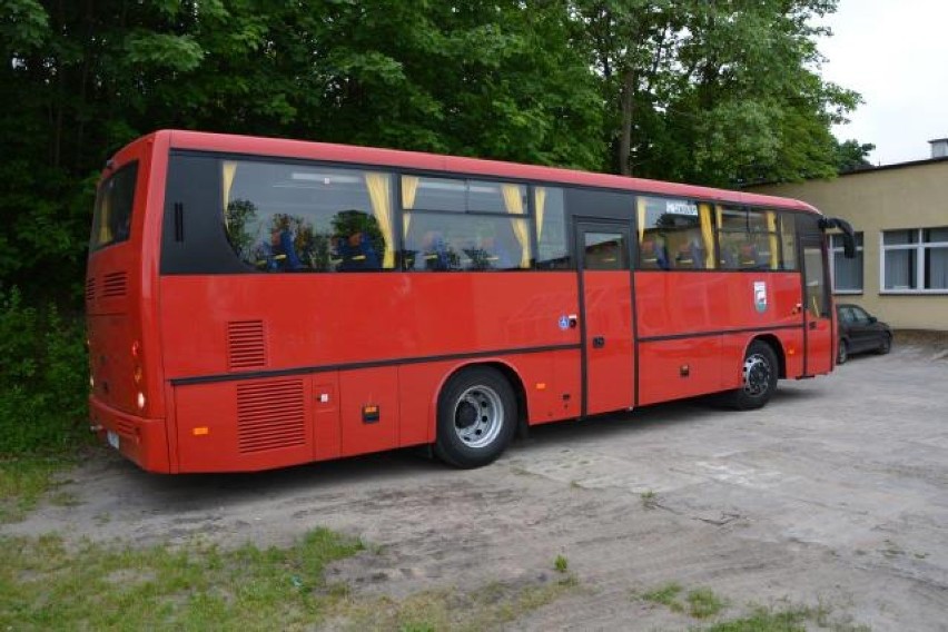 Dzieci dojadą do szkół nowym autobusem [ZDJĘCIA]