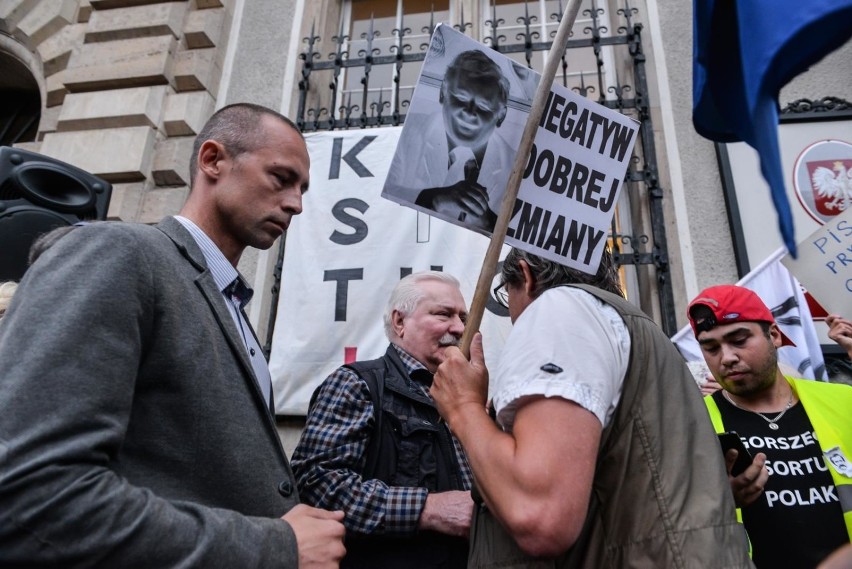 Protest przed Sądem Okręgowym w Gdańsku we wtorek 3.07.2018....