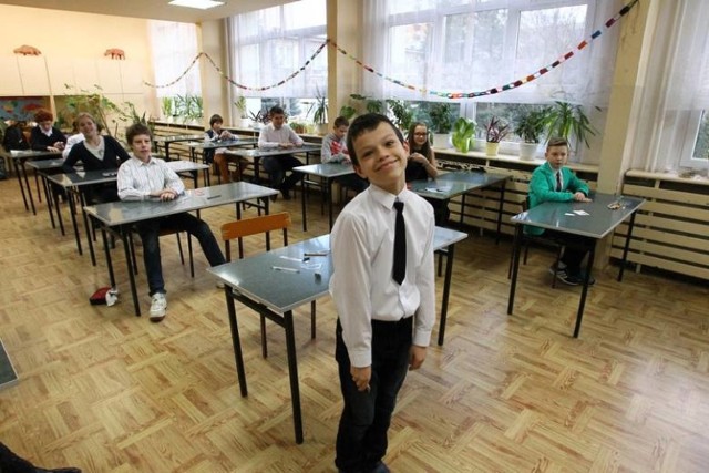 Ponad 33 tysiące uczniów zdaje egzamin w Wielkopolsce. Na zdjęciu - Zespól Szkół nr 7 Os. Zwycięstwa Poznań