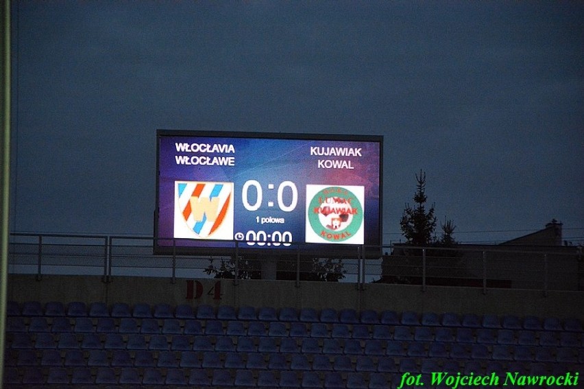 Włocłavia Włocławek - MGKS Kujawiak Lumac Kowal 2:0 w meczu 13. kolejki 4. ligi kujawsko-pomorskiej [zdjęcia]   
