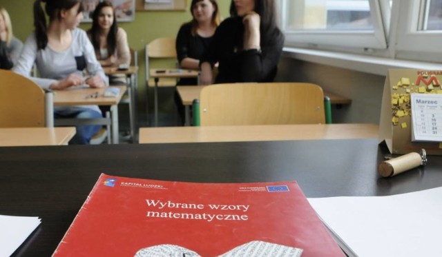 Z myślą o tych, którym nie powiodło się na maturze, w szczególności z matematyki, Państwowa Wyższa Szkoła Zawodowa we Włocławku organizuje bezpłatne Pogotowie Maturalne 2016.