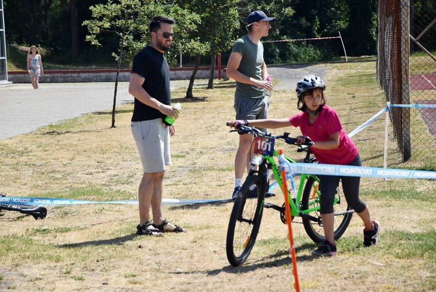 Kolarstwo. Około 80 zawodników rywalizowało w MTB Piła Cross Country Cup. Zobaczcie zdjęcia