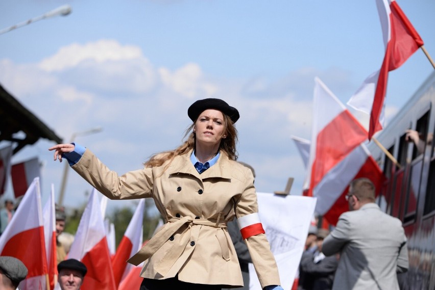 Na sentymentalną podróż zabytkowym pociągiem chętnych nie...