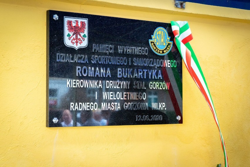 Roman Bukartyk ma swoją tablicę na stadionie imienia Edwarda Jancarza
