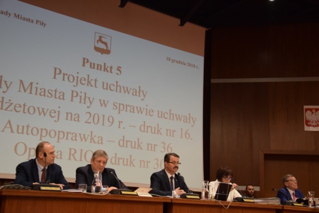 Budżet Piły na 2019 rok przyjęty