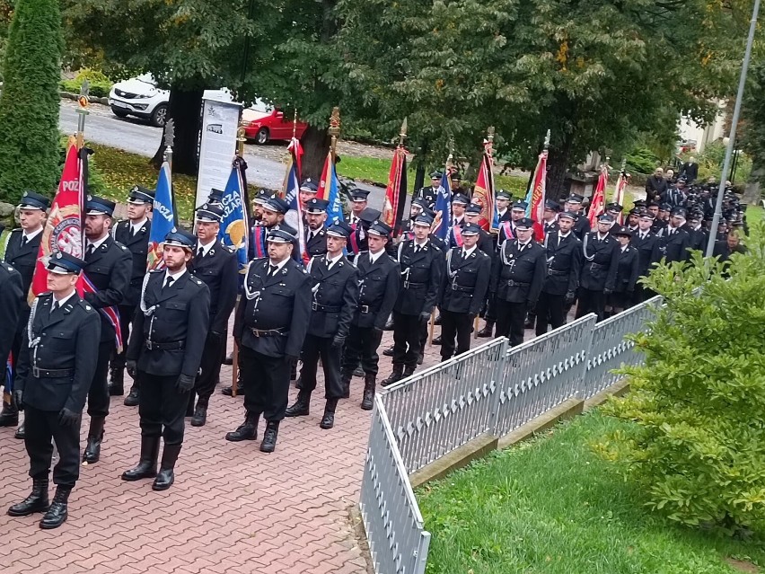 Społeczność gminy Tarnowiec pożegnała wójta Wiktora Barańskiego