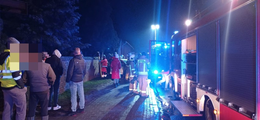 Zderzenie dwóch pojazdów w Wilkowie Polskim. Jedna osoba trafiła do szpitala 