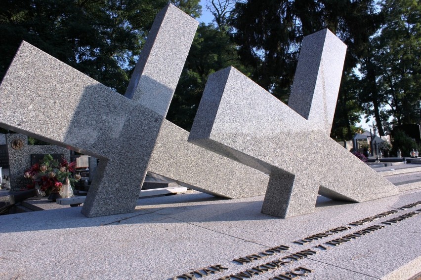 Pomnik ofiar nalotu lotnictwa niemieckiego