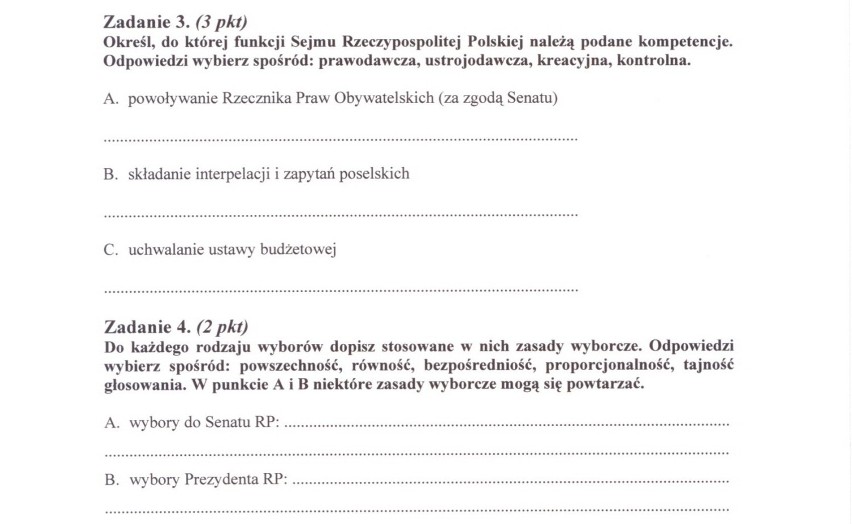 W poniedziałek, 9 maja, maturzyści w całej Polsce pisali...