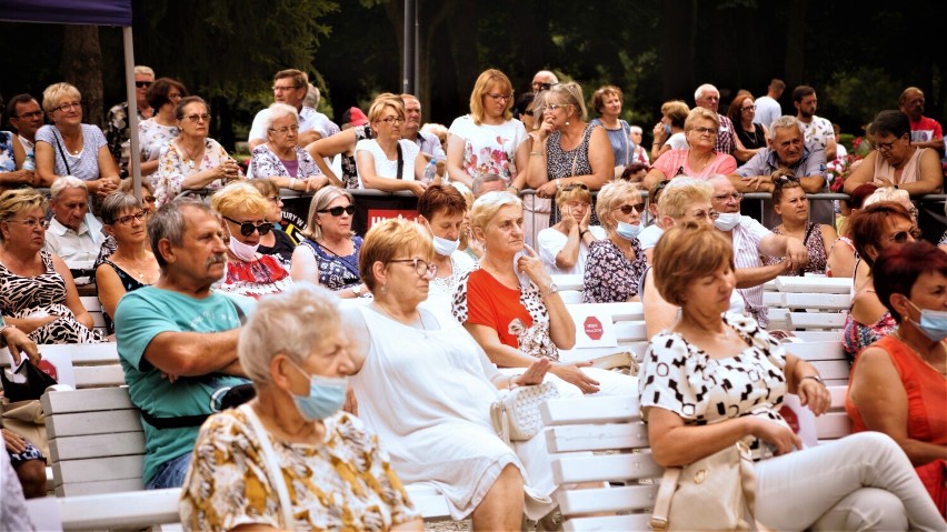 Widzowie usłyszeli największe hity grupy Perfect w wykonaniu...