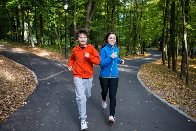 W sobotę (17 stycznia) o godzinie 9.00 ruszy kolejny już bieg z cyklu Parkrun Żary. To impreza dla każdego, biegają w niej dzieci, dorośli, oraz seniorzy. Każdy pokonuje 5 km odcinek swoim tempem. Start w imprezie jest darmowy. Wystarczy się zarejestrować. Wyniki każdego z biegów można znaleźć na stronie internetowej i FB.
(mak)