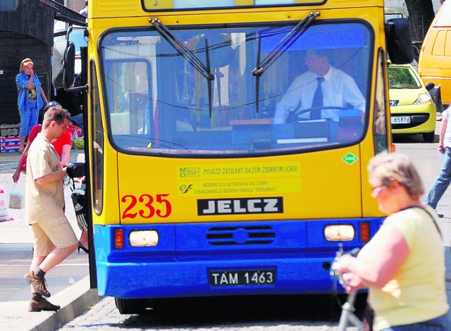 Bezpłatne autobusy linii "T" na plac targowy Chyszów wrócą na trasy 8 lipca i będą jeździć do końca wakacji