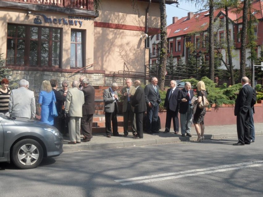 Święto Pracy w Jaworznie. SLD, WdJ i górnicy złożyli kwiaty w Byczynie i centrum