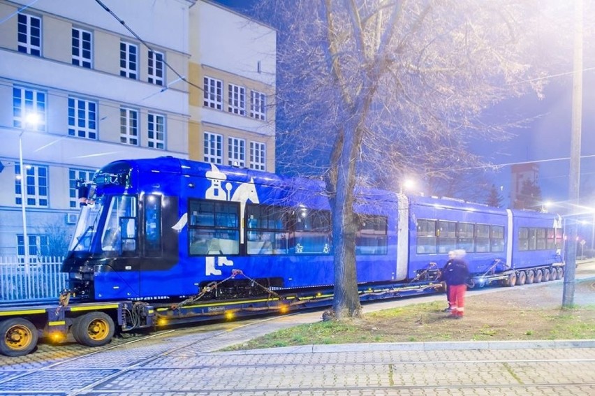 Nowa tramwaj przybył do Krakowa