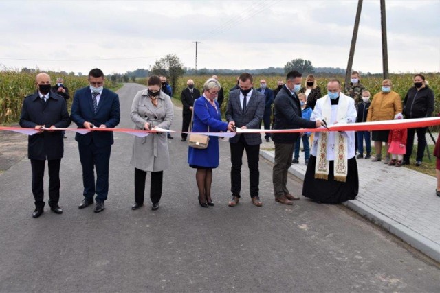 Zmodernizowany odcinek łączy drogę powiatową Trąbin-Dobre z sąsiednią gminą Radomin