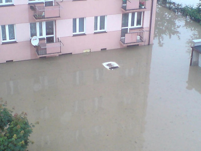 Powódź sprzed dekady na zdjęciach mieszkańców Jasła [FOTO]