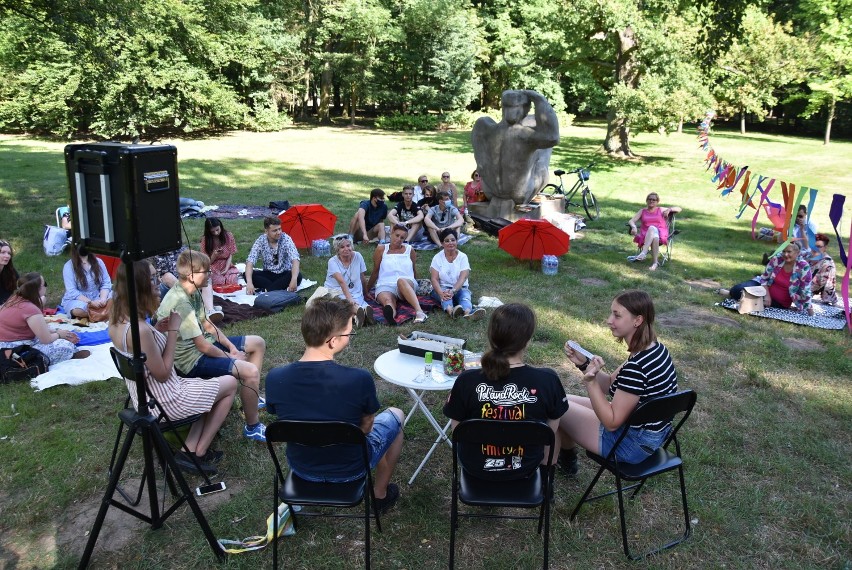 Piknik „Młodzi na trawie” w Parku Miejskim ZDJĘCIA