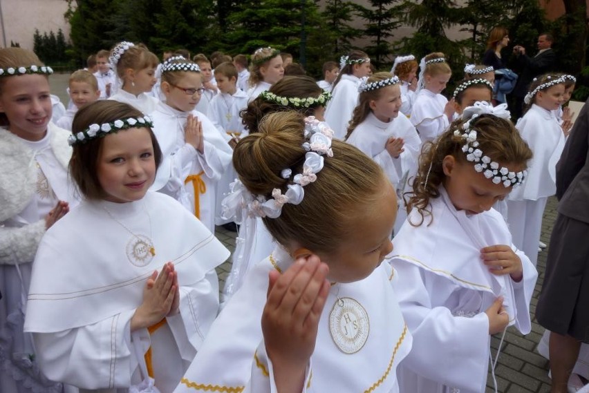 Chodzież: Komunia 2012. Sakrament w parafii św. Floriana [ZDJĘCIA]