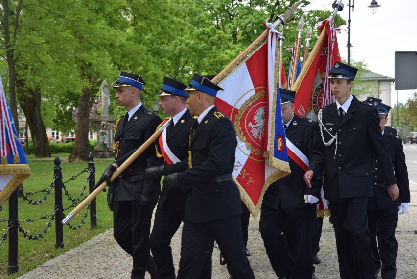 Święto Strażaka w Suwałkach. Wiceminister życzył druhom sukcesów, prezydenta - nie zaproszono [ZDJĘCIA]