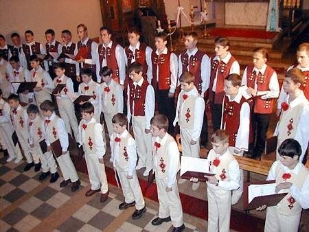 Obchody dni św. Andrzeja uświetnił występ światowej sławy chłopięco-męskiego chóru ,Dudaryk&quot; z Lwowa