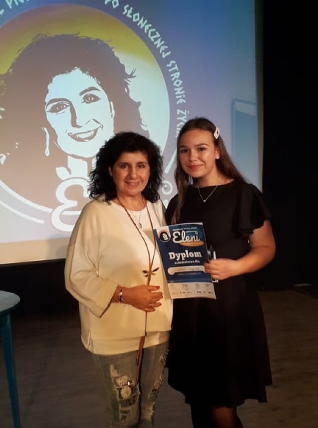 Natalia Medyńska zdobyła wyróżnienie na Ogólnopolskim Festiwalu Piosenek Eleni w Bielawie