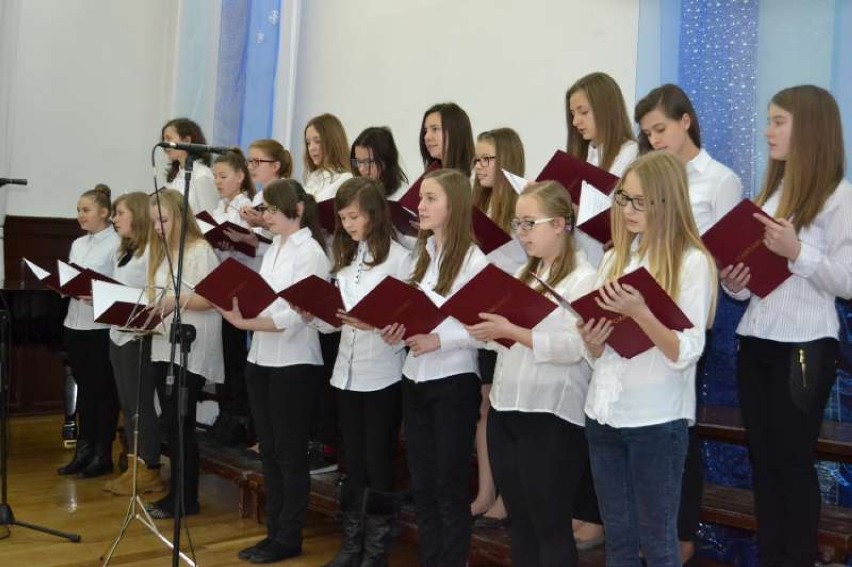 IV Pleszewskie Spotkania Chóralne - koncert kolęd
Chór...