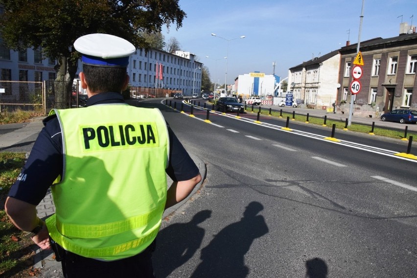 Pierwsze takie przejście dla pieszych w Bielsku-Białej. Tu naprawdę trzeba zwolnić [ZDJĘCIA]. 