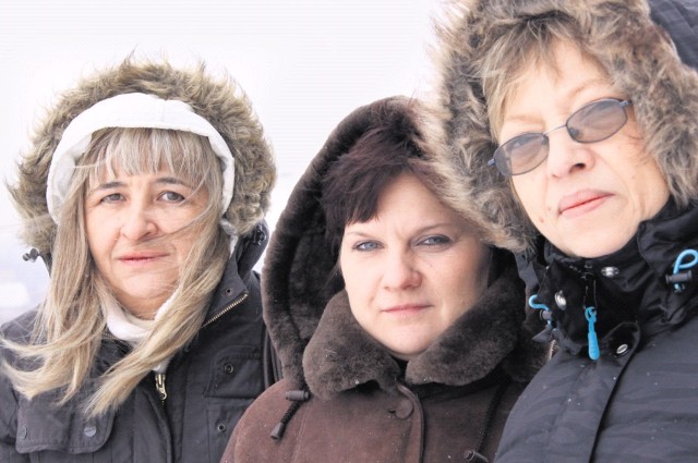 Ewa Nowak (pierwsza z lewej) wysłała pracę na konkurs. Opowiedziała w niej o śmierci męża.