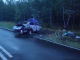 Groźny wypadek koło Szczecinka, spłonęło BMW. Kierowca pod wpływem alkoholu [ZDJĘCIA]