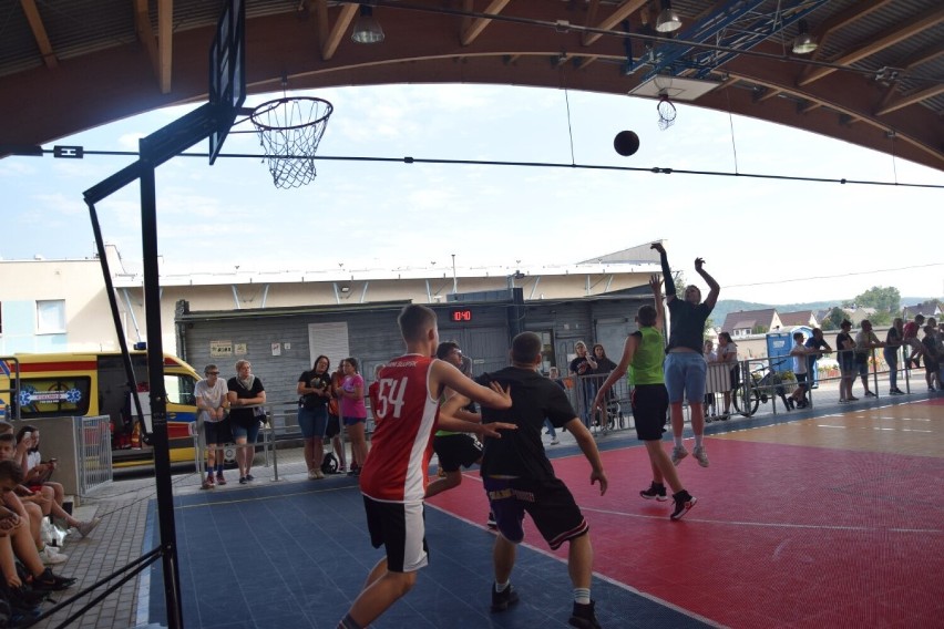 Streetball Małego Trójmiasta. W Wejherowie w jubileuszowej 10-tej edycji turnieju zagrały 23 ekipy