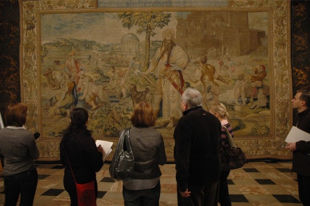 W marcu Wawel zaprosi zwiedzających na wystawę prezentująca kolekcję arrasów