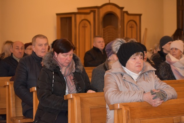 Droga Krzyżowa 2018 w Radomsku. Wierni przeszli ulicami miasta