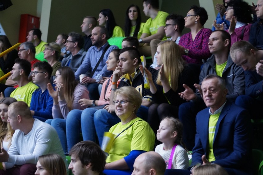 Tłumy na meczu siatkarskim kobiet w Inowrocławiu [zdjęcia]